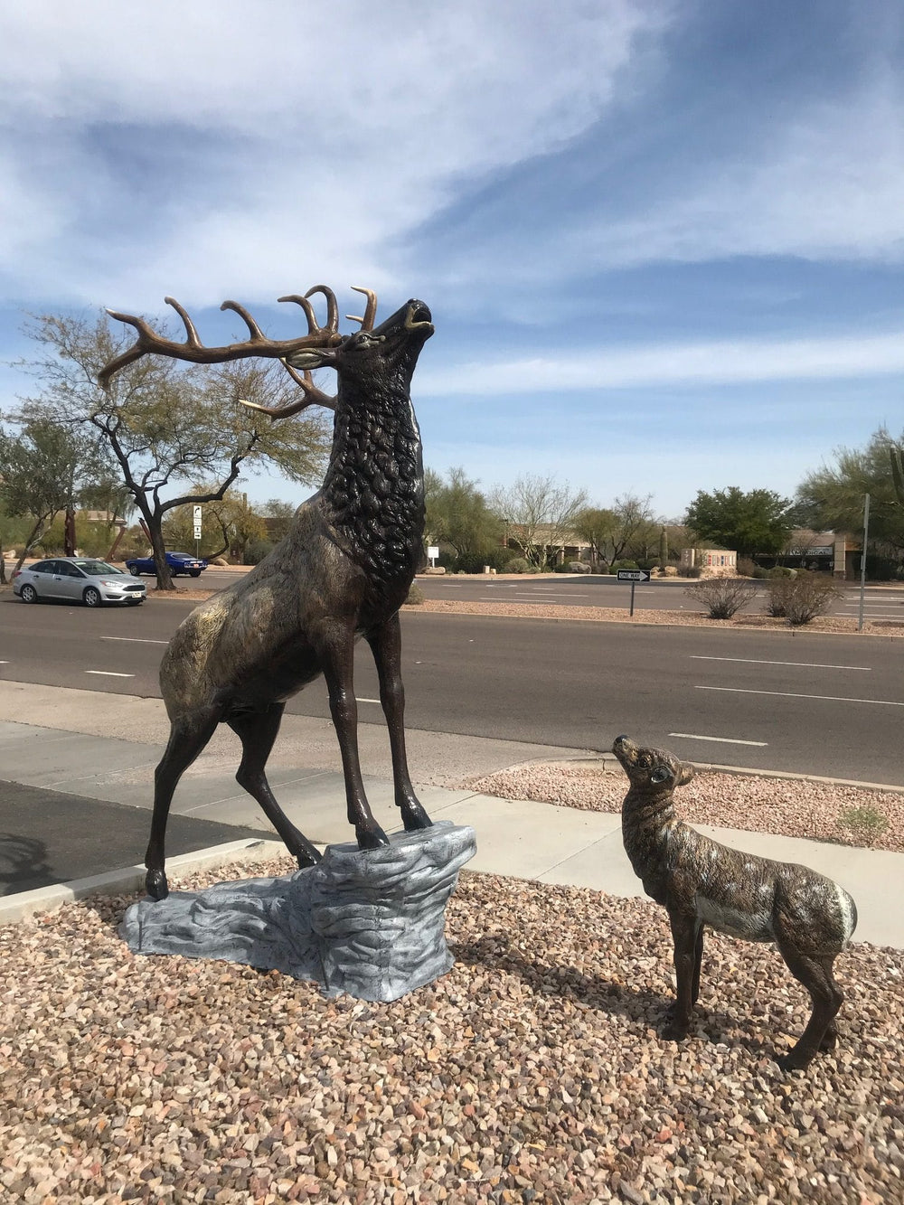 Papa Elk and Baby Elk in Natural Color Aluminum Outdoor Statues