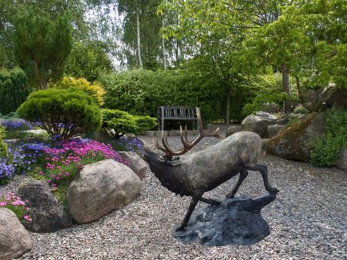 Medium Elk Going Down the Rock in Natural Color Aluminum Garden Statues